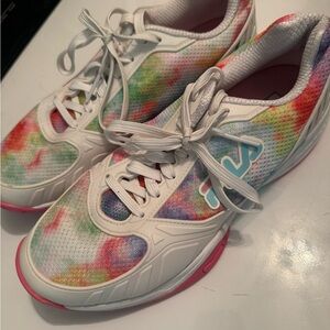 Fila pickleball/tennis court shoes size 11
